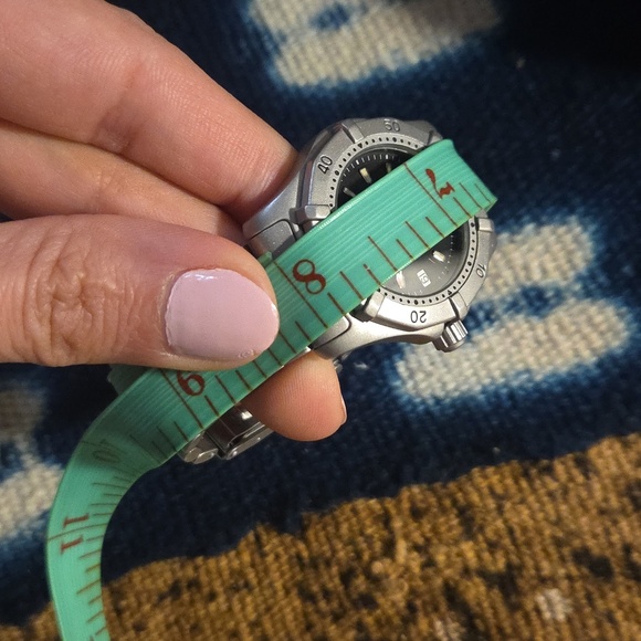 EUC Authentic TAG HEUER 2000 SERIES WATERPOOF LUXURY WATCH - Picture 11 of 11